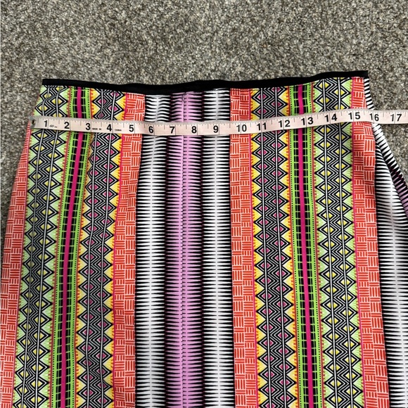 Bisou Bisou Michele Bohbot Colorful Geometric Patterned Skirt- Size Large - Picture 6 of 11